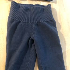 Amazing carbon38 sweater leggings and top set